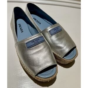 NWOT Prada Espadrille Platform Flats Womens 38.5 Us 7.5 Silver Leather Peep Toe